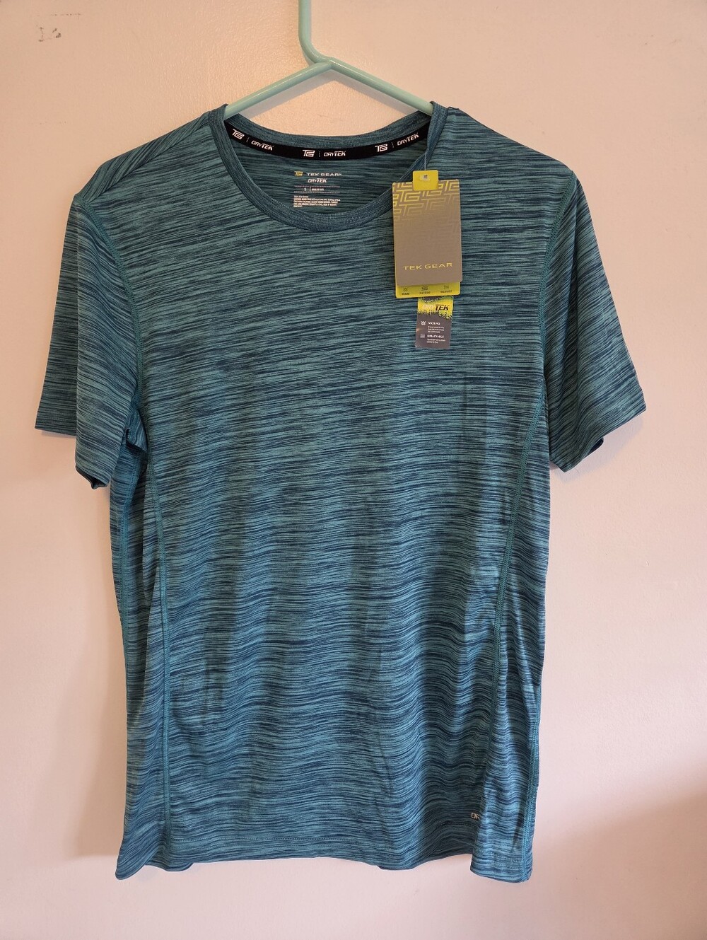 NWT Tek Gear DryTek Performance T-Shirt Men's